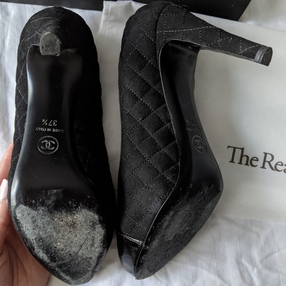💯 Authentic Chanel Quilted Heels - Picture 3 of 6